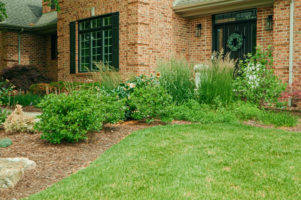 Landscaping services in Haslett, MI